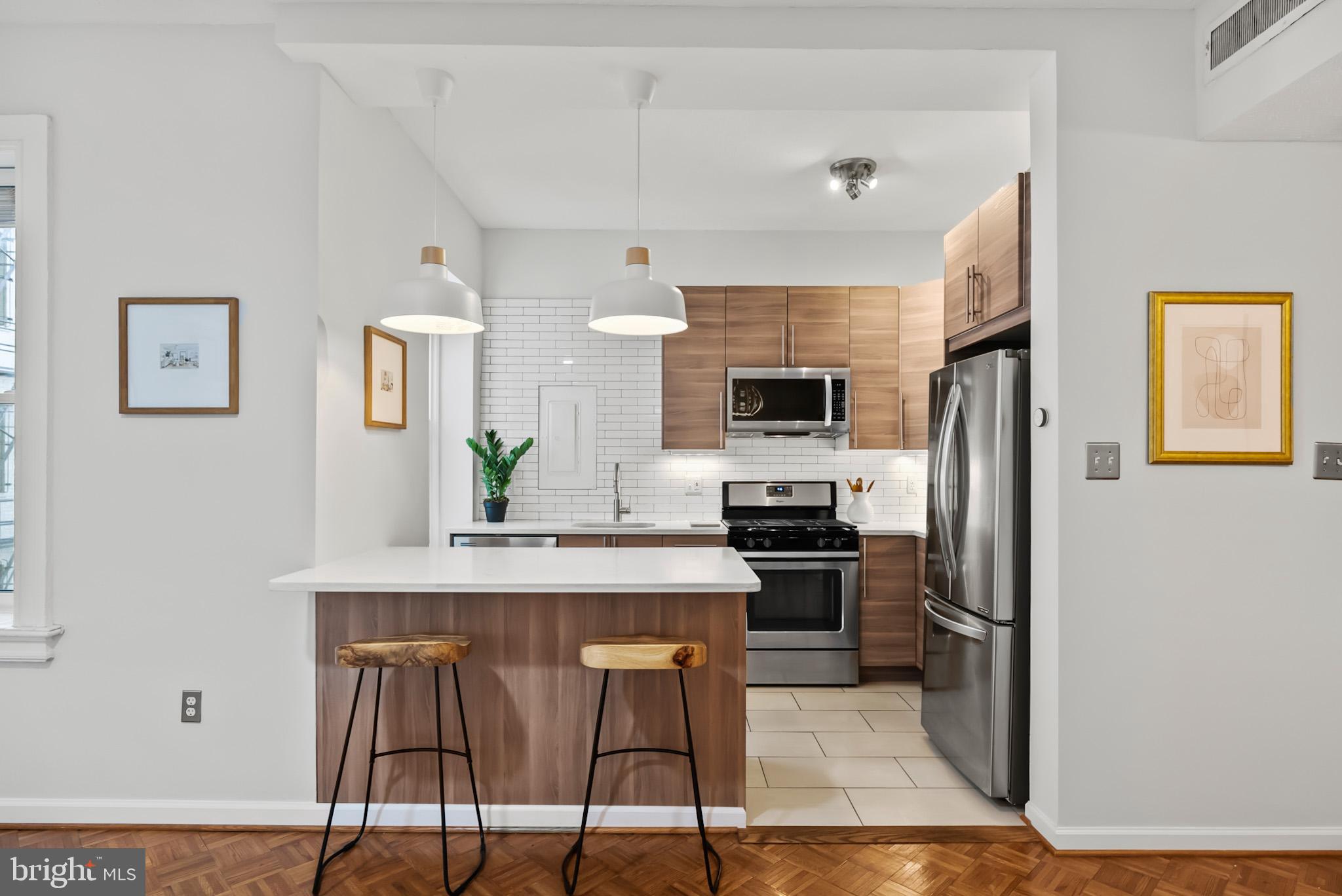 1851 Columbia Road Northwest, Unit 305 Washington, DC 20009 - Photo 5 of 21