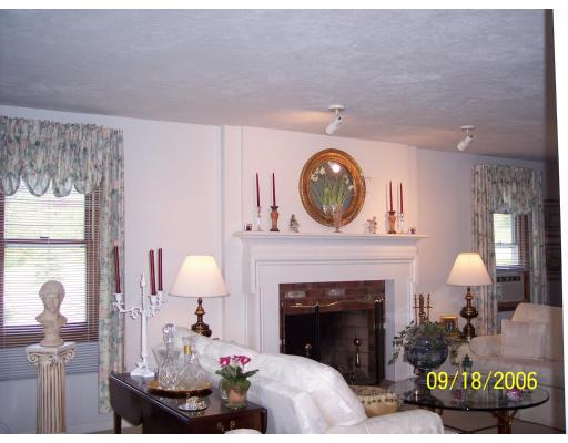 229 Pierce Road West Brookfield, MA 01585 - Photo 3 of 19