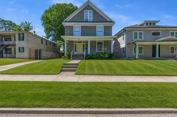$374,900 | 1577 Court Avenue, Memphis, TN 38104