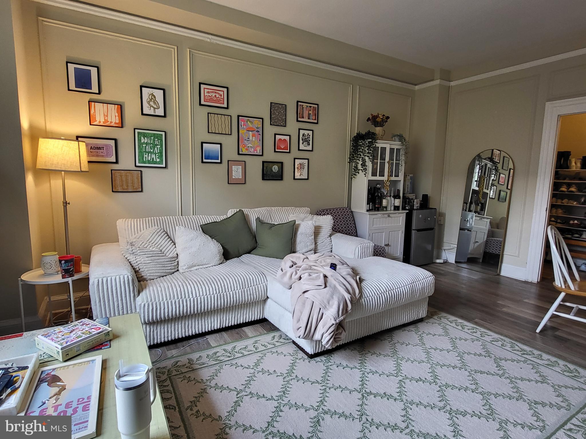 2031 Locust Street, Unit 101 Philadelphia, PA 19103 - Photo 2 of 17