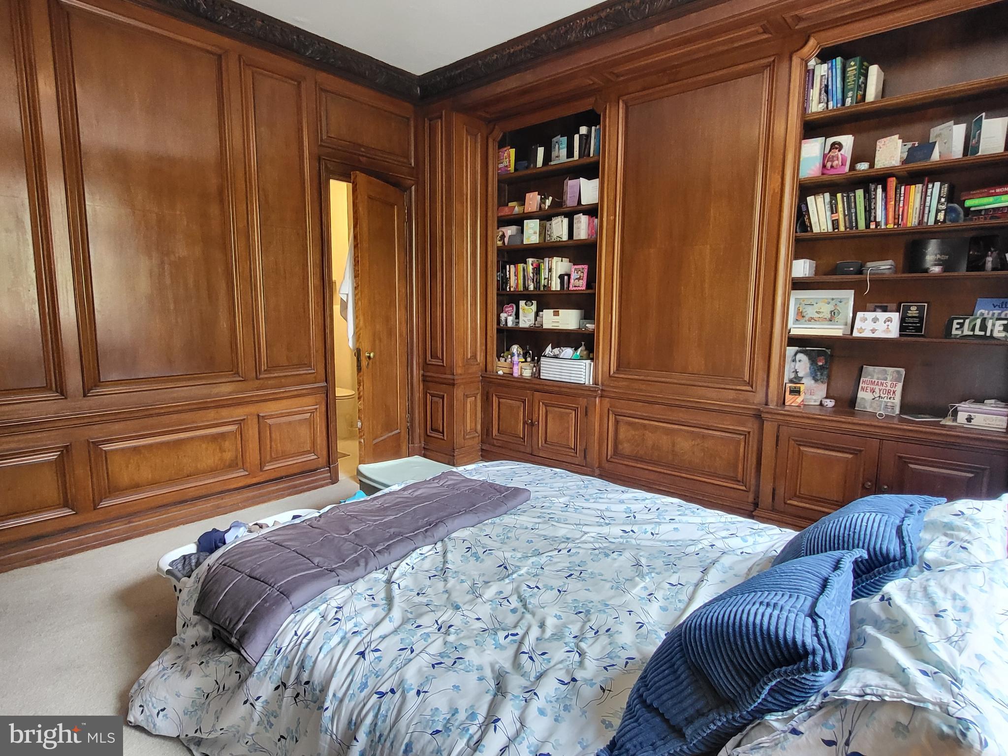 2031 Locust Street, Unit 101 Philadelphia, PA 19103 - Photo 8 of 17