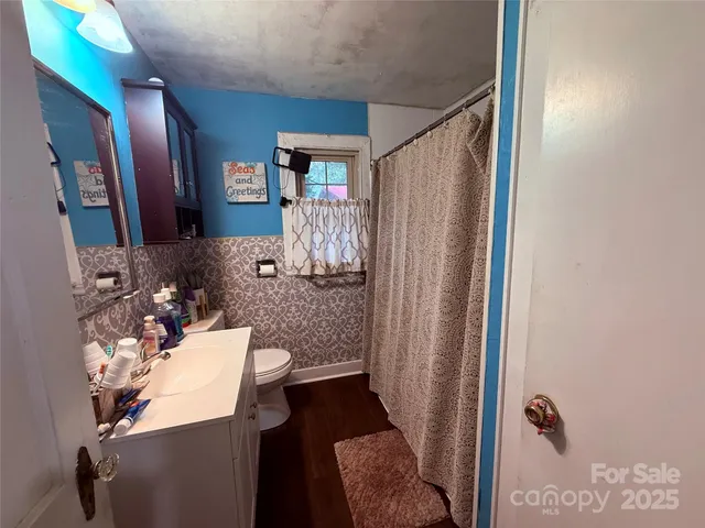 a view of a bathroom