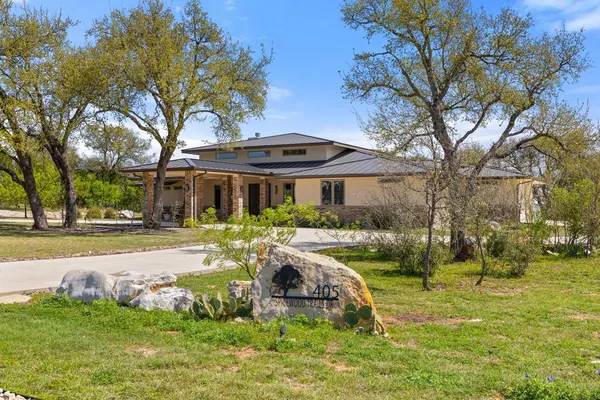 $999,000 | 405 Spicewood Trails Drive, Spicewood, TX 78669