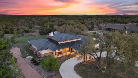 $999,000 | 405 Spicewood Trails Drive, Spicewood, TX 78669