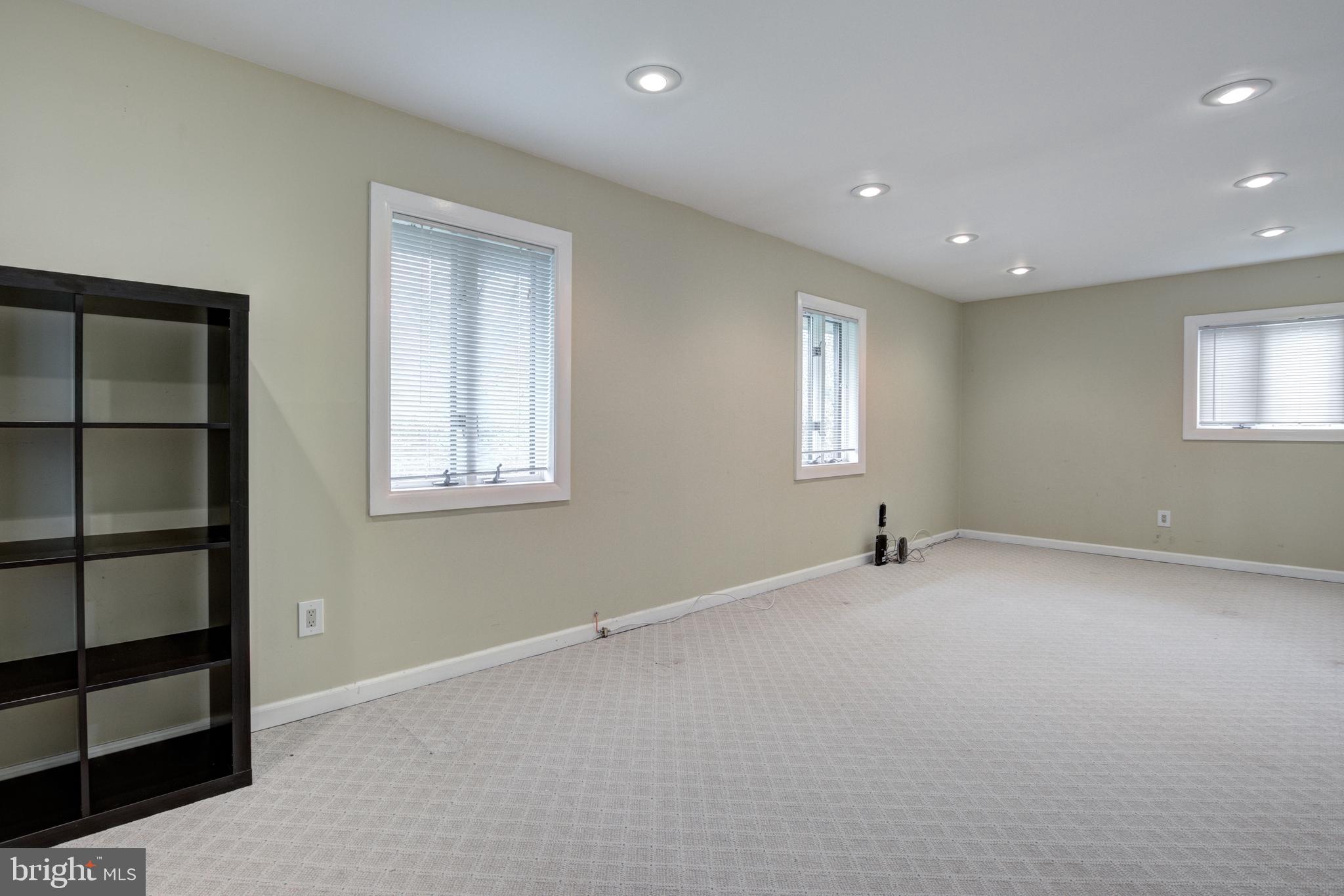 7521 Axton Street Springfield, VA 22151 - Photo 12 of 28