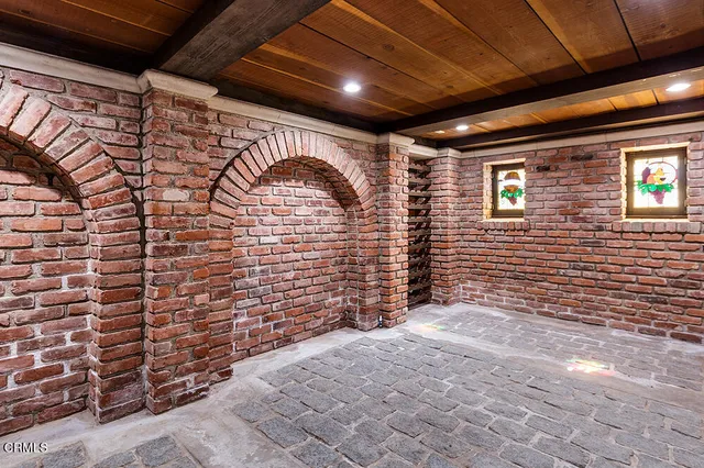 a view of a large building