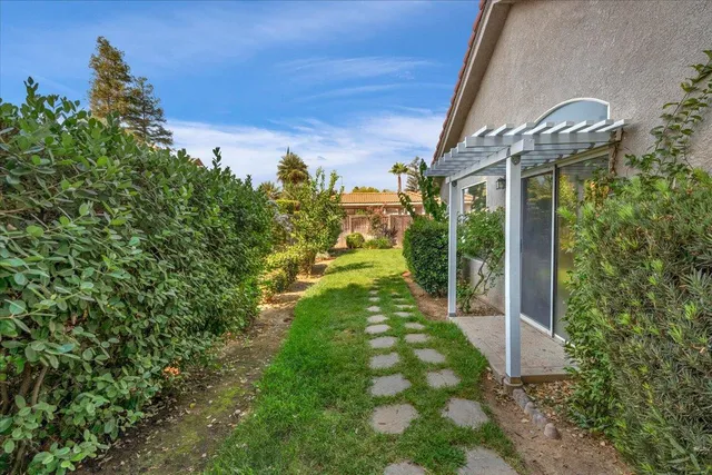 $659,900 | 1779 East Niles Avenue, Fresno, CA 93720