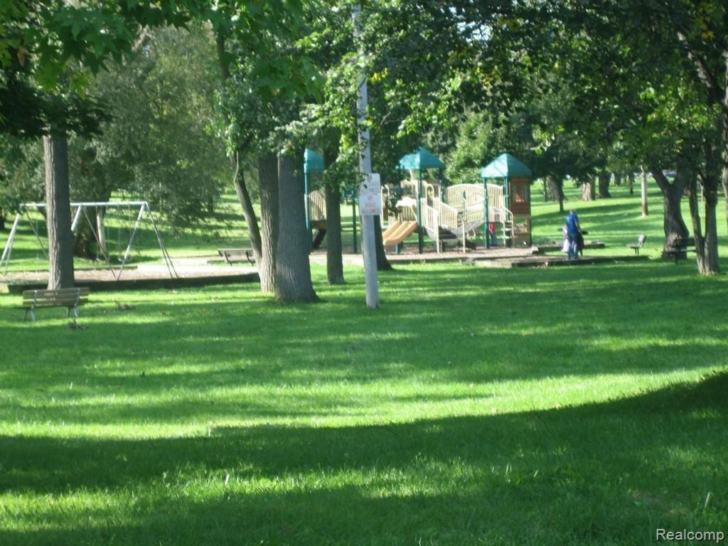 3118 Starr Road Royal Oak, MI 48073 - Photo 23 of 28 IMG_5792.jpg