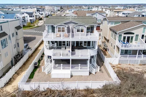 $3,650,000 | 6613 Pleasure, Unit NORTH, Sea Isle City, NJ 08243