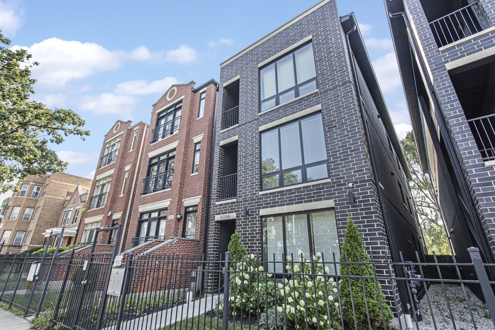 6504 South Ingleside Avenue, Unit 1 Chicago, IL 60637 - Photo 1 of 1 a view of a building