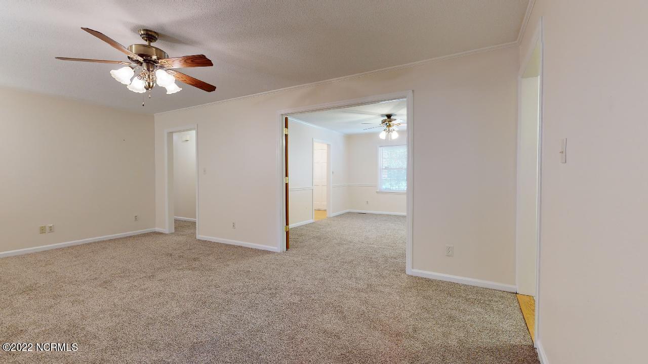 203 Nottingham Road Jacksonville, NC 28546 - Photo 16 of 36 203-Nottingham-Rd-08192022_110748