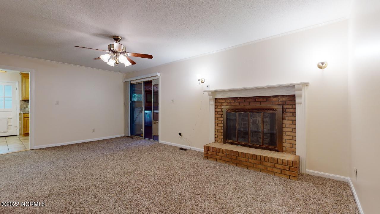 203 Nottingham Road Jacksonville, NC 28546 - Photo 17 of 36 203-Nottingham-Rd-08192022_110730