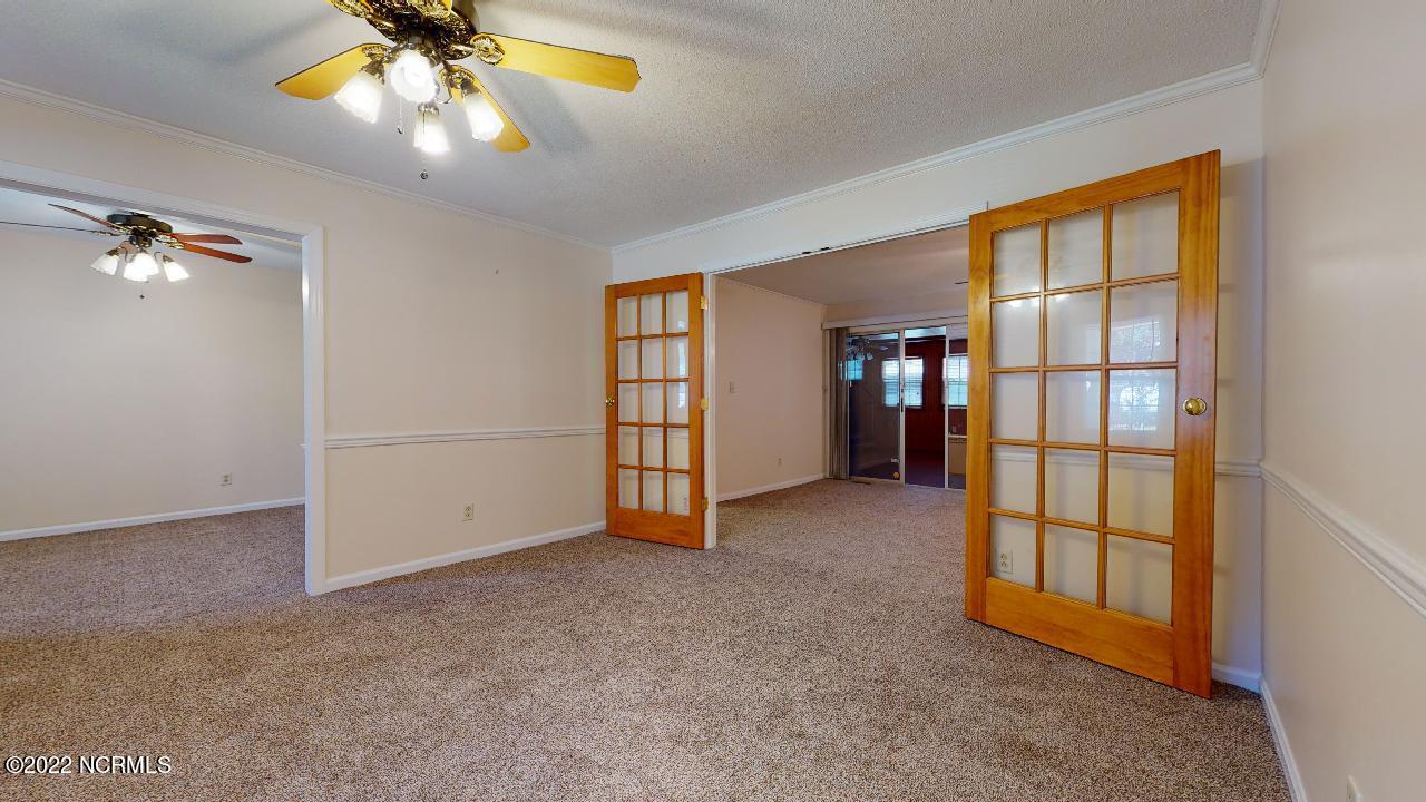 203 Nottingham Road Jacksonville, NC 28546 - Photo 6 of 36 203-Nottingham-Rd-08192022_110616