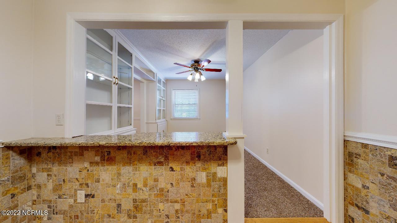 203 Nottingham Road Jacksonville, NC 28546 - Photo 10 of 36 203-Nottingham-Rd-08192022_110529