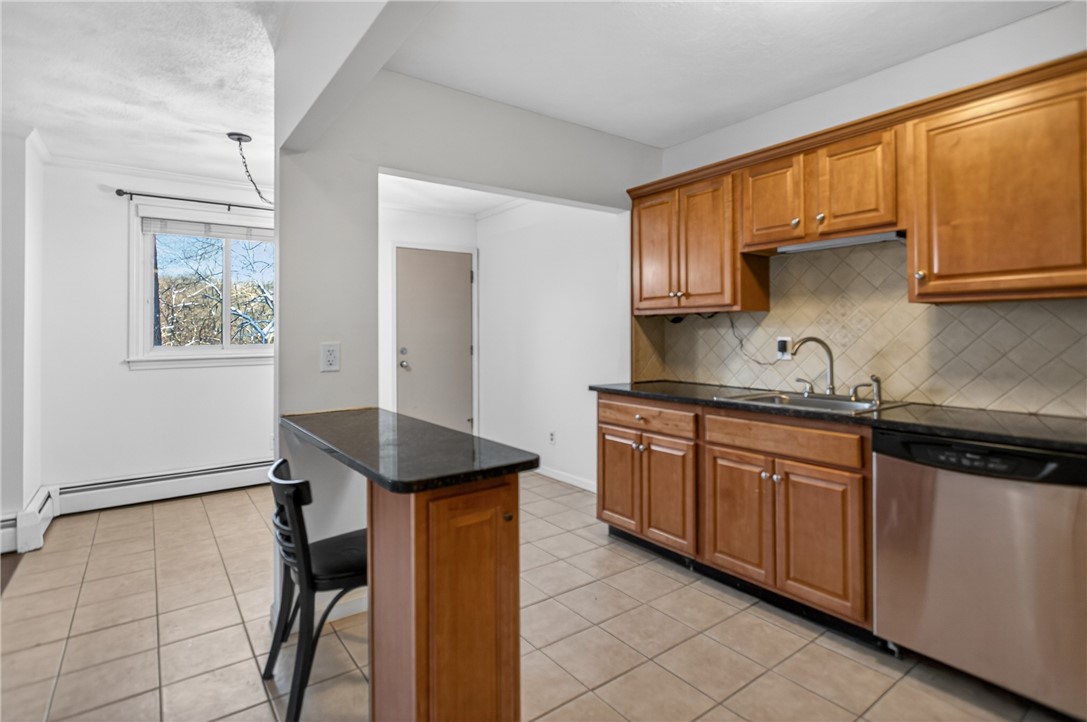 400 New River Road, Unit 507 Lincoln, RI 02838 - Photo 16 of 46