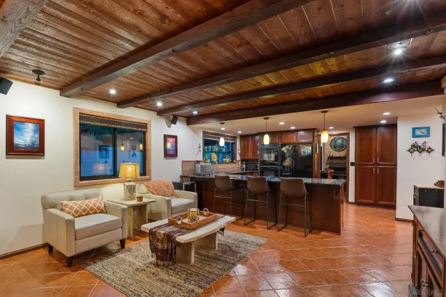 $1,269,000 | 1144 Bellvine Trail, El Cajon, CA 92019