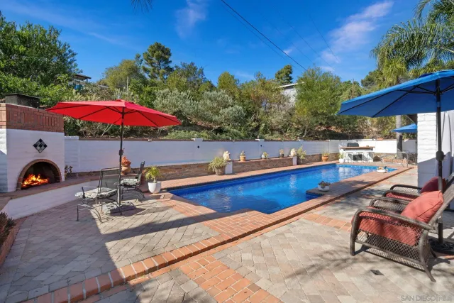 $1,269,000 | 1144 Bellvine Trail, El Cajon, CA 92019