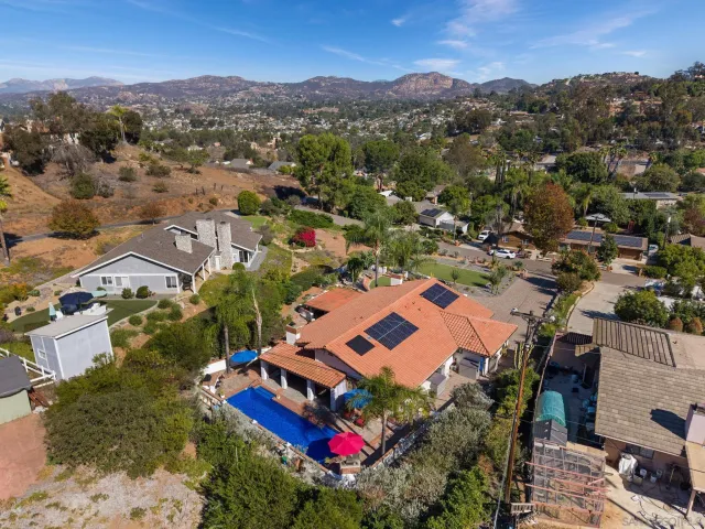 $1,269,000 | 1144 Bellvine Trail, El Cajon, CA 92019