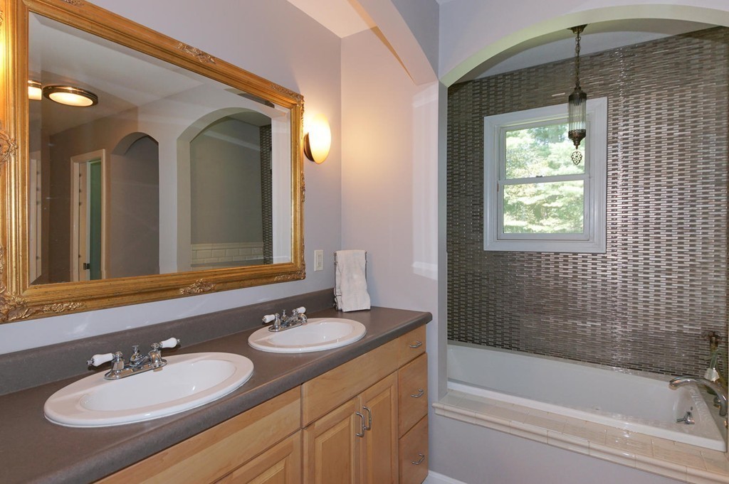 44 Bent Road Sudbury, MA 01776 - Photo 18 of 25 Gallery Image 18
