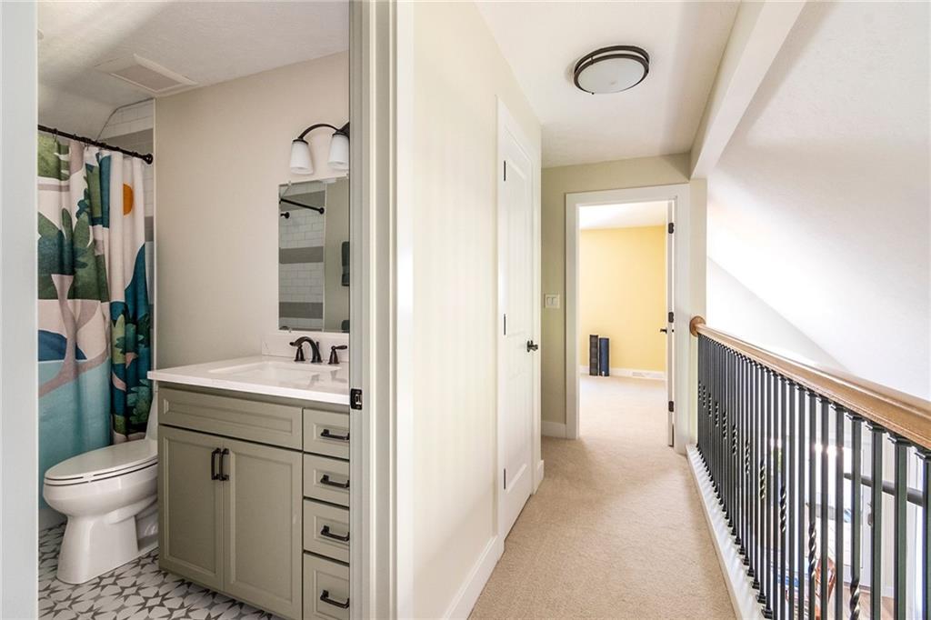 1924 Valley Road New Castle, PA 16105 - Photo 23 of 47