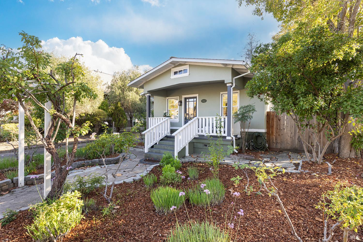 1927 2nd Street Napa, CA 94559 - Photo 3 of 40