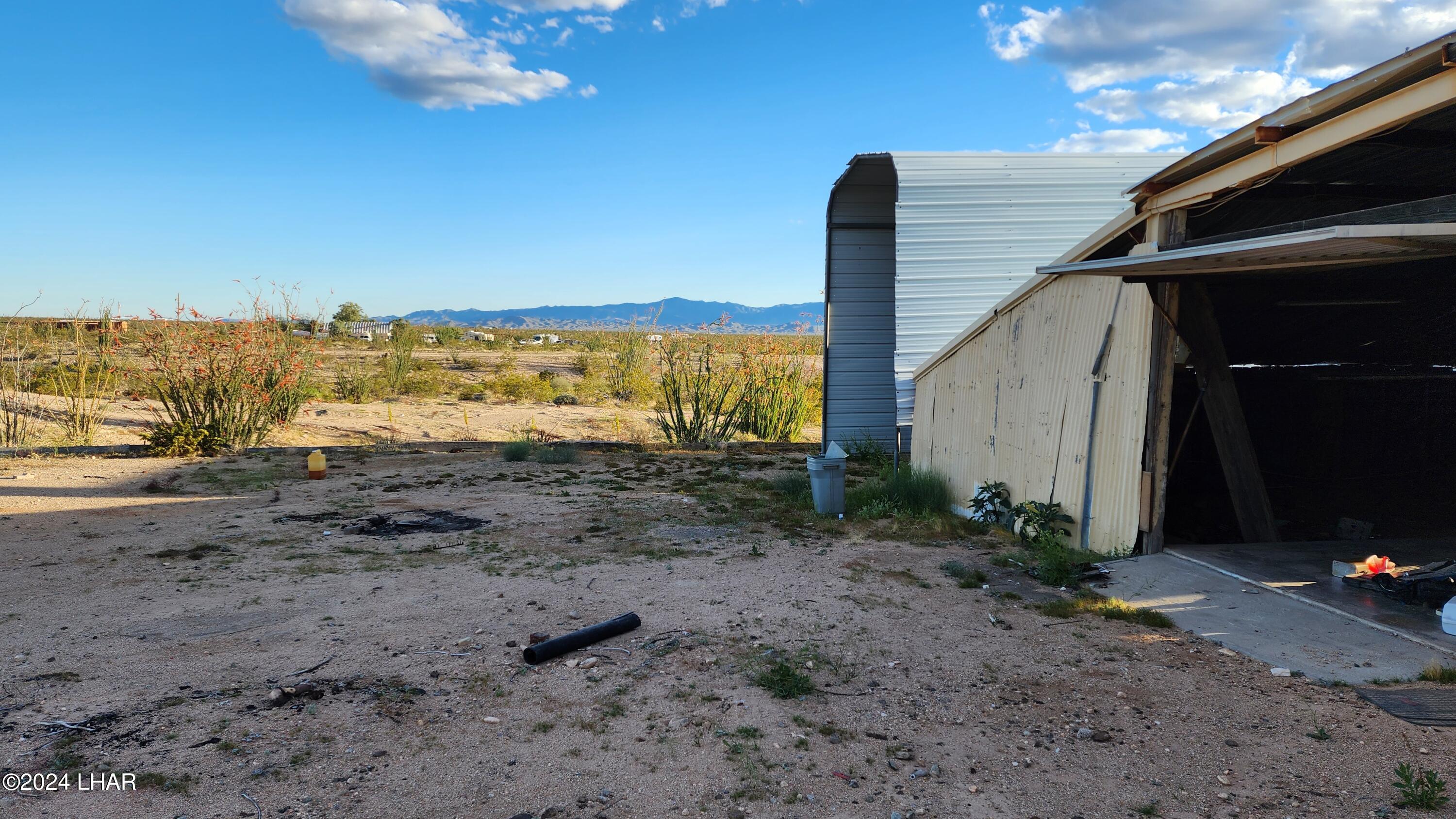 14279 Anegam Road Yucca, AZ 86438 - Photo 10 of 35 20240414_181702