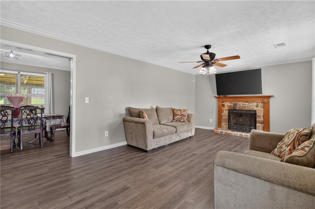 5070 Hudson Road Loganville, GA 30052 - Photo 8 of 49