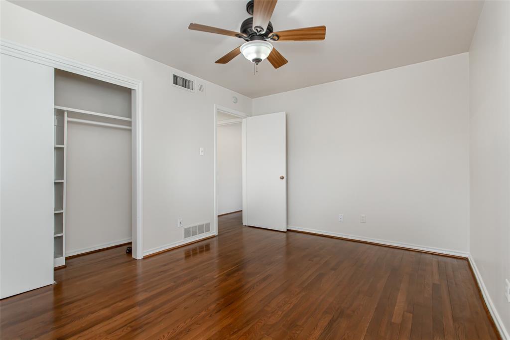 6908 Wake Forrest Drive Dallas, TX 75214 - Photo 16 of 34