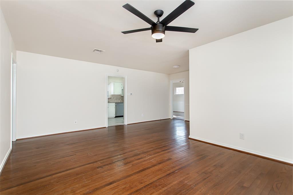 6908 Wake Forrest Drive Dallas, TX 75214 - Photo 2 of 34