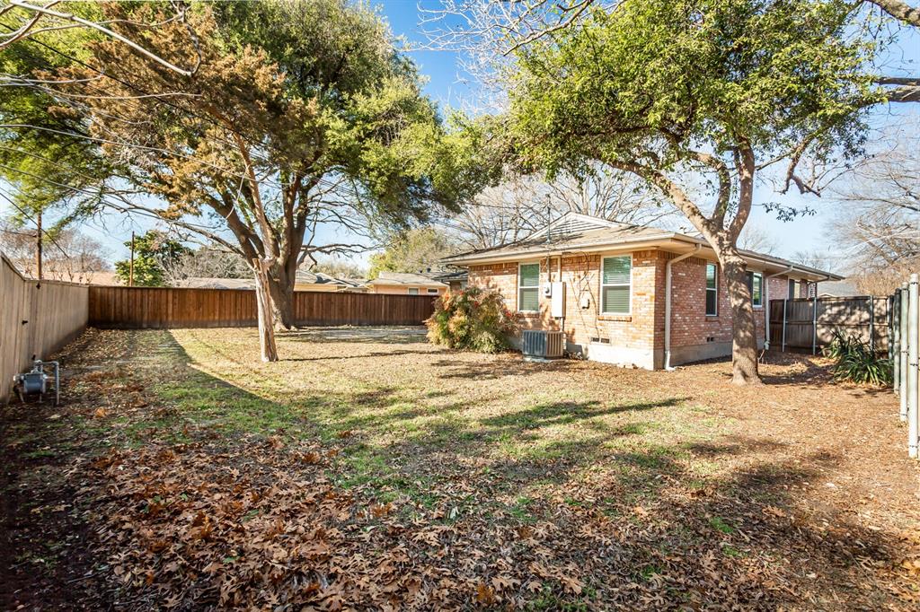 6908 Wake Forrest Drive Dallas, TX 75214 - Photo 30 of 34