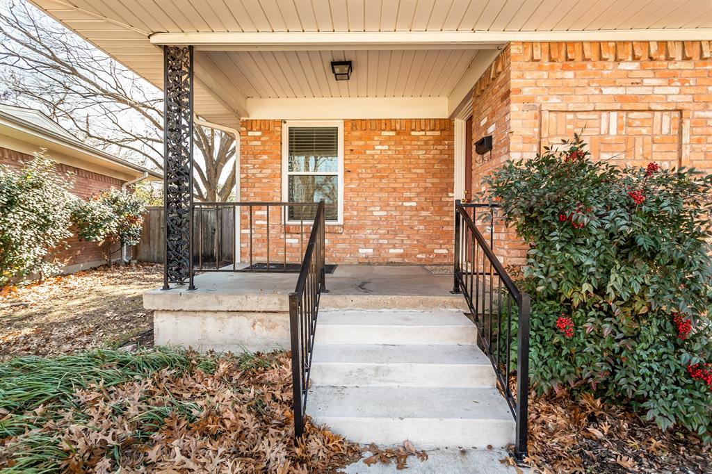 6908 Wake Forrest Drive Dallas, TX 75214 - Photo 32 of 34