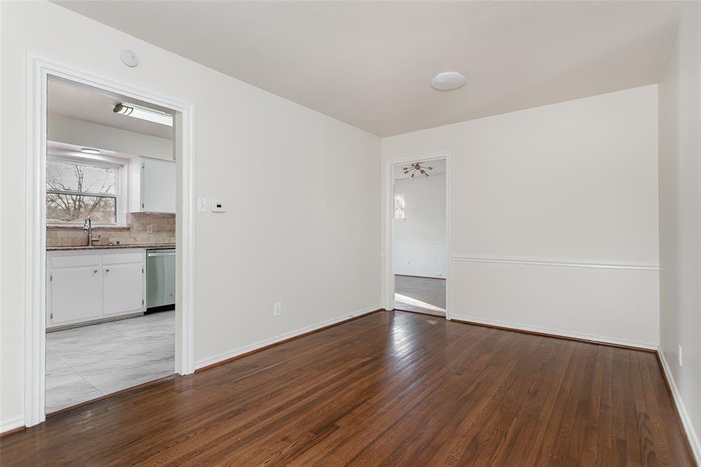 6908 Wake Forrest Drive Dallas, TX 75214 - Photo 6 of 34