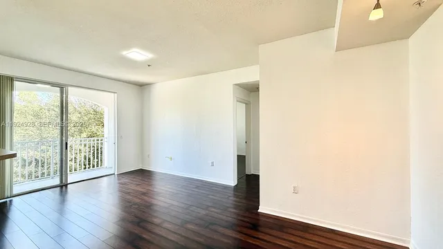 $2,200 | 11032 Legacy Drive, Unit 301, Palm Beach Gardens, FL 33410