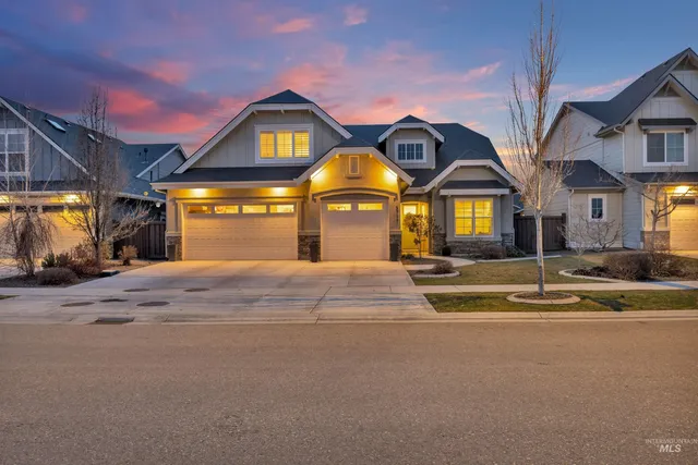 $798,000 | 5717 North Fairborn Avenue, Meridian, ID 83646