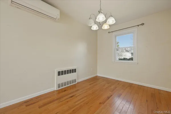 $749,000 | 1719 William Street, Merrick, NY 11566