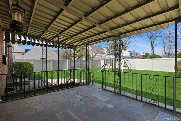 $749,000 | 1719 William Street, Merrick, NY 11566