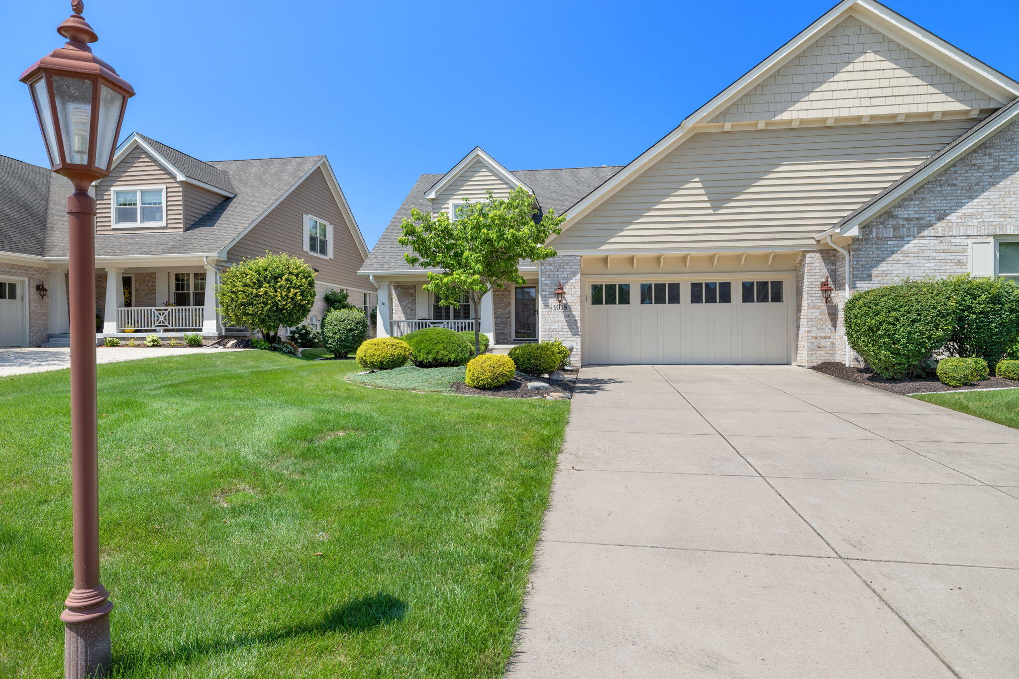 1018 Sterling Court Crown Point, IN 46307 - Photo 1 of 44 2048x1365