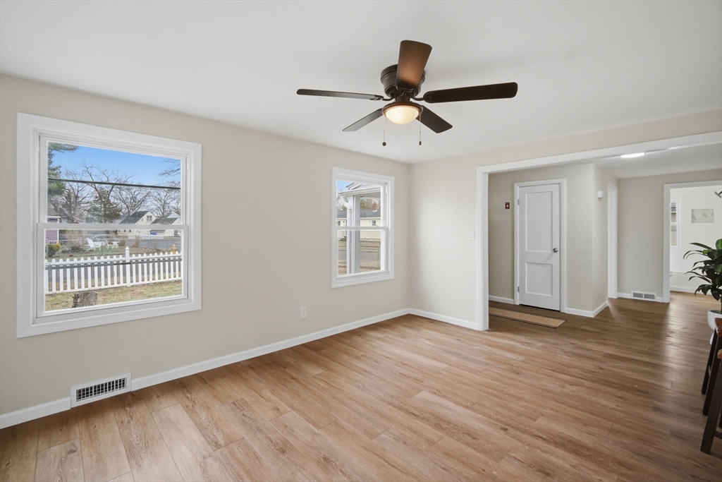 78 West Bay Path Terrace Springfield, MA 01109 - Photo 8 of 31