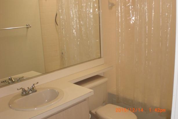 140 Hampton Circle Jupiter, FL 33458 - Photo 13 of 24 CIMG2771