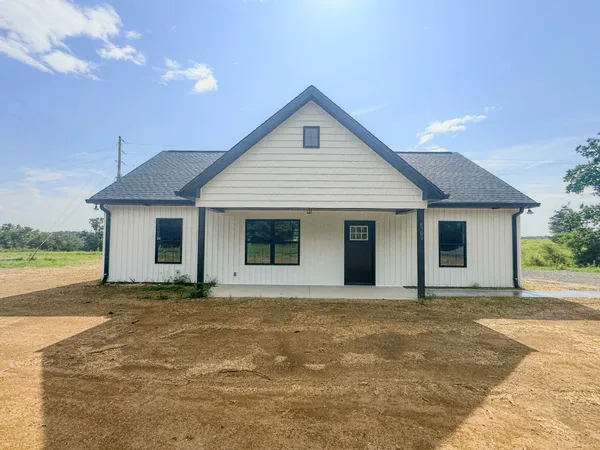 $309,999 | 4701 Scottsville Road, Lafayette, TN 37083