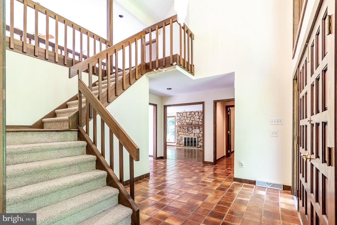 113 Sparrow Hawk Lane Chadds Ford, PA 19317 - Photo 5 of 31