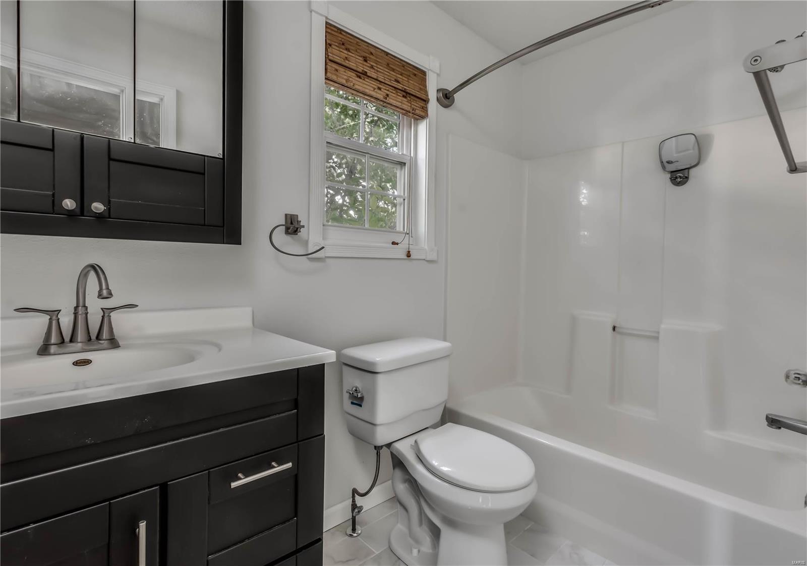 2146 Streamview Court O'Fallon, IL 62269 - Photo 18 of 30 Gallery Image 18