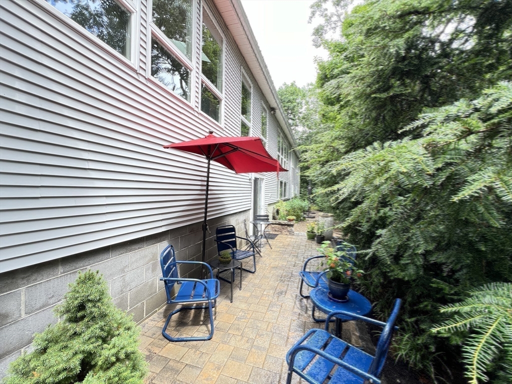 32 Pinehurst Road Holyoke, MA 01040 - Photo 37 of 38 Gallery Image 37
