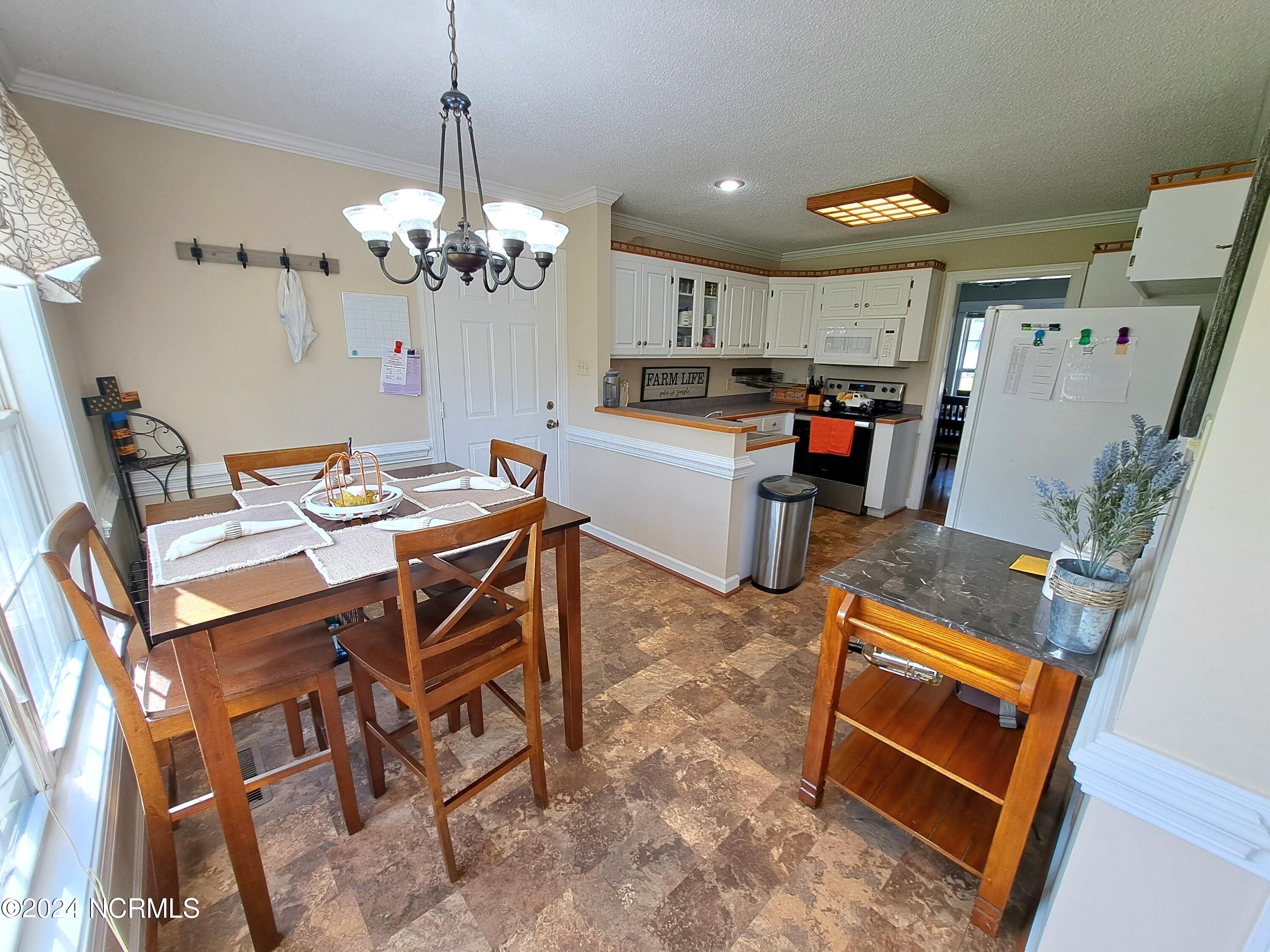 102 Torhunta Drive Goldsboro, NC 27534 - Photo 12 of 22 20240911_084129_resized