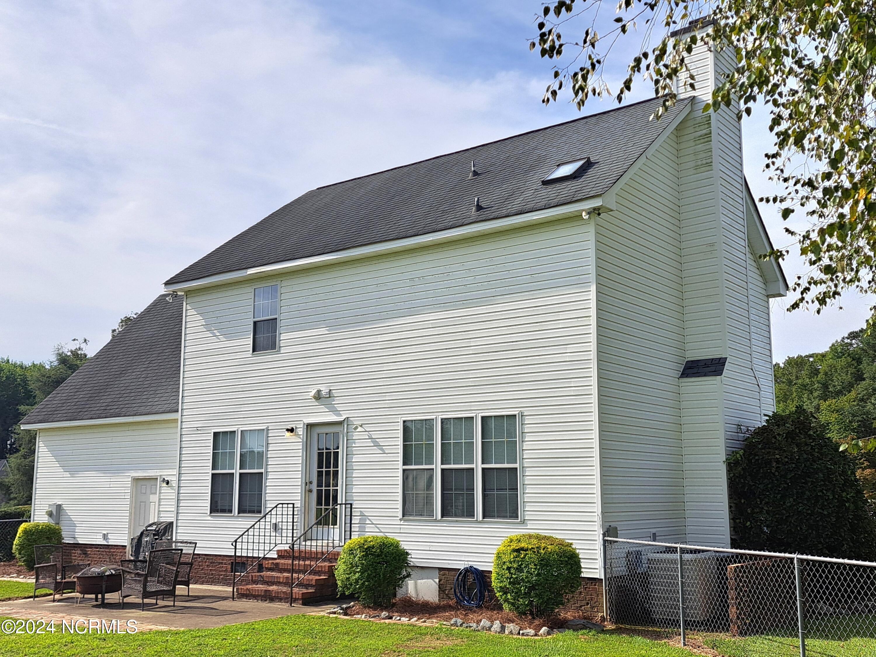 102 Torhunta Drive Goldsboro, NC 27534 - Photo 5 of 22 20240911_094615_resized