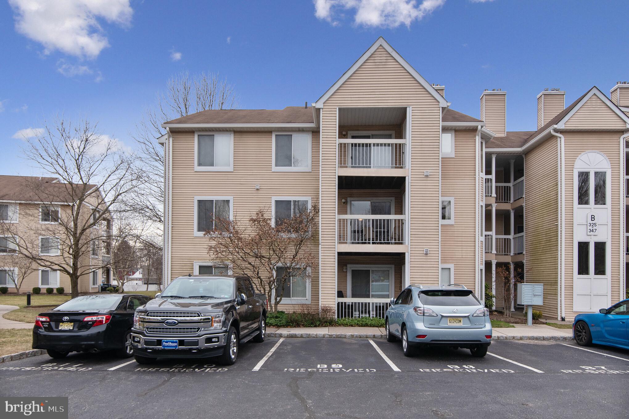 335 Silvia Street Ewing, NJ 08628 - Photo 2 of 31 Heritage Crossing 2nd Floor