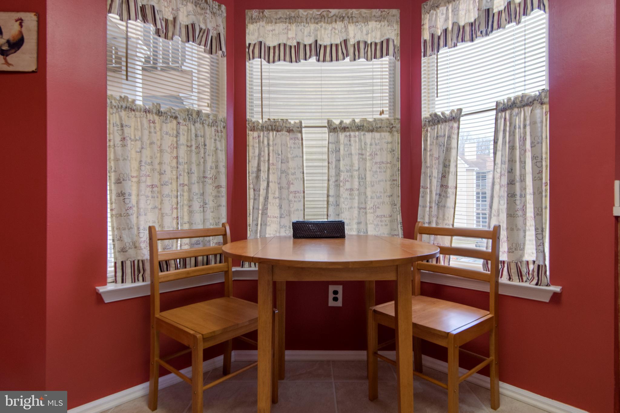 335 Silvia Street Ewing, NJ 08628 - Photo 26 of 31 Kitchen Breakfast nook