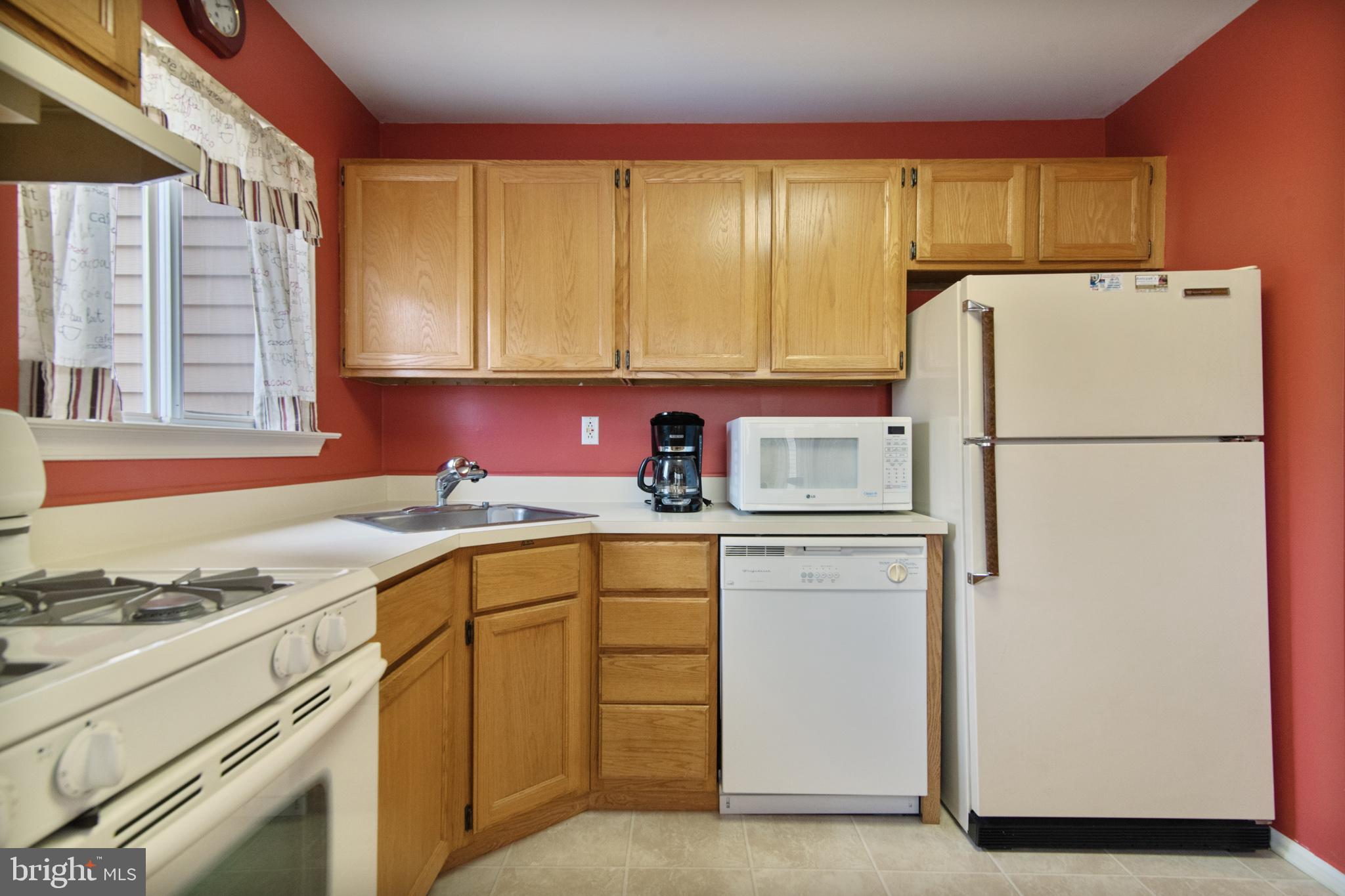 335 Silvia Street Ewing, NJ 08628 - Photo 27 of 31 Kitchen