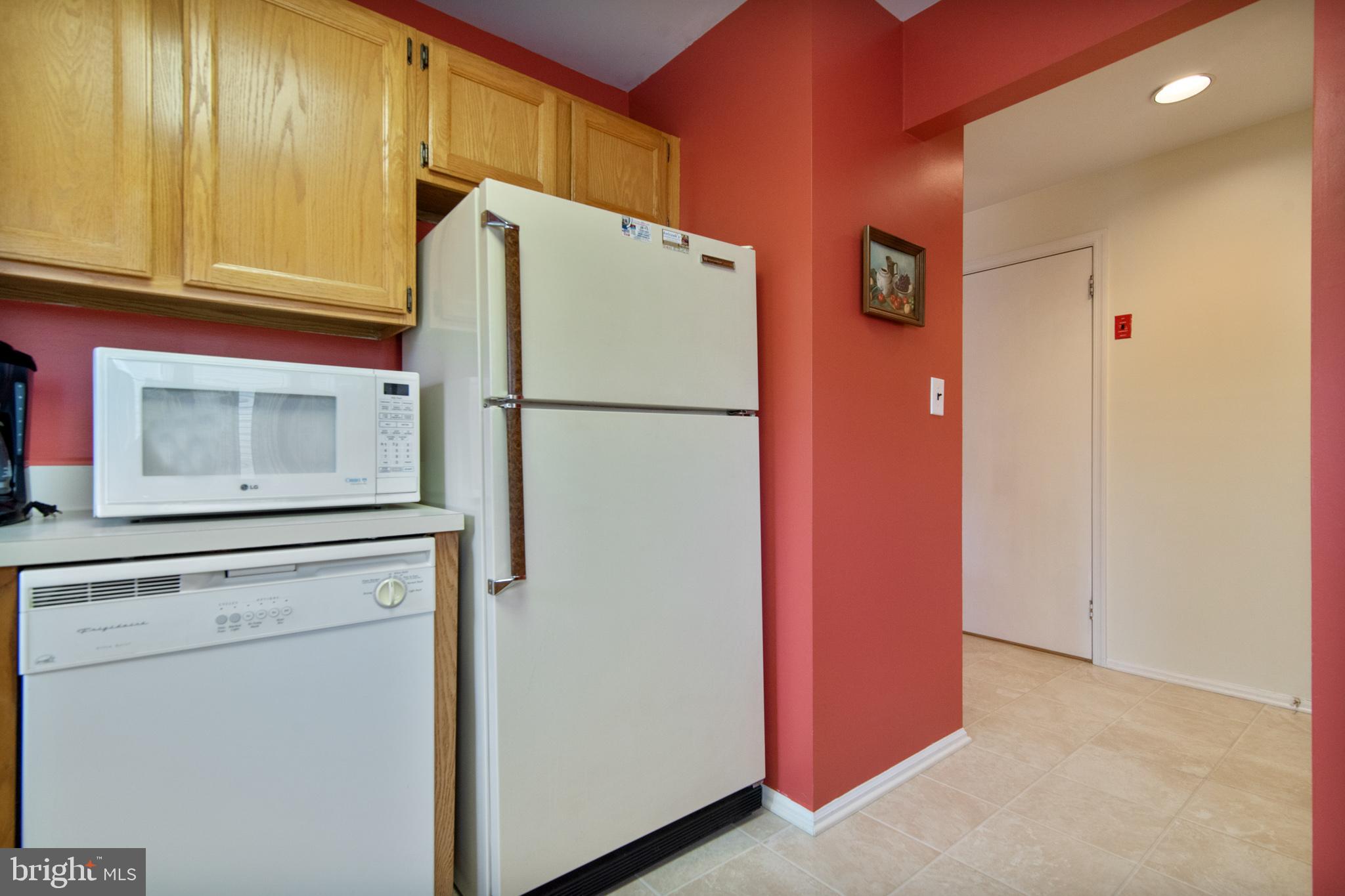 335 Silvia Street Ewing, NJ 08628 - Photo 28 of 31 Kitchen