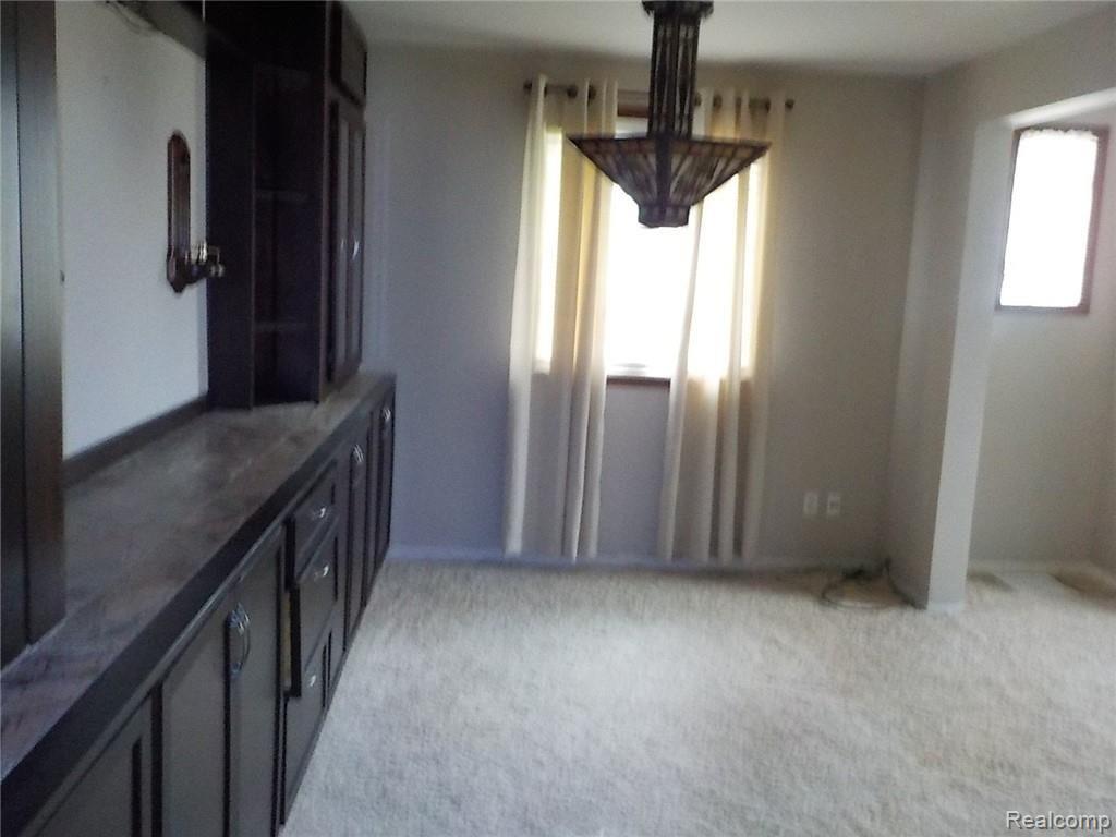 266 Nawakwa Road Rochester Hills, MI 48307 - Photo 15 of 29